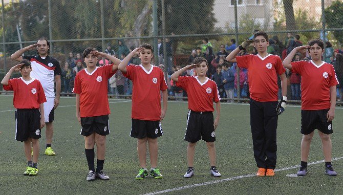 Muratpaşa Etüt Merkezleri Yeşil Sahada Karşılaştı