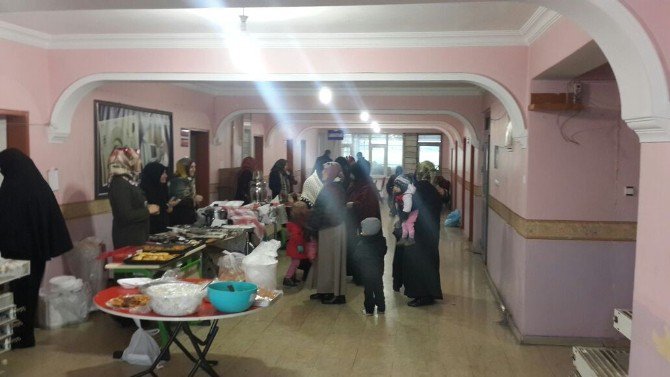 Halep İçin Yardım Kermesi