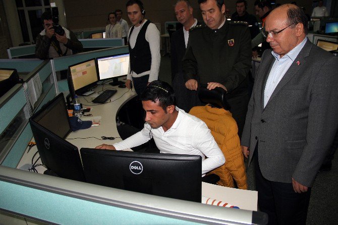 Yeni Yılın İlk Çağrısını Vali Amir Çiçek Aldı