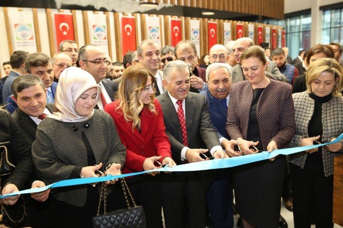 Melikgazi İletişim Merkezi İle Yeni Bir Dönem Başlıyor