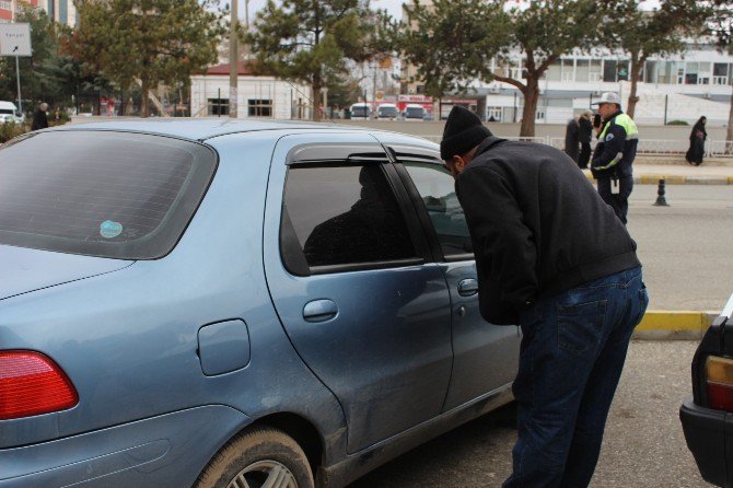 Şüpheli Otomobil Polis Ekiplerini Harekete Geçirdi