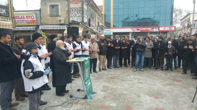 Bolvadin’den, Halep’e 7 Tır Dolusu Yardım Gönderildi