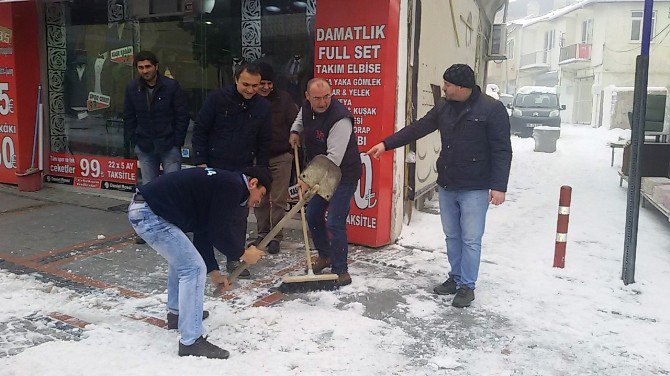 Edirne’de Kazma Kürek Sesleri Yükseliyor