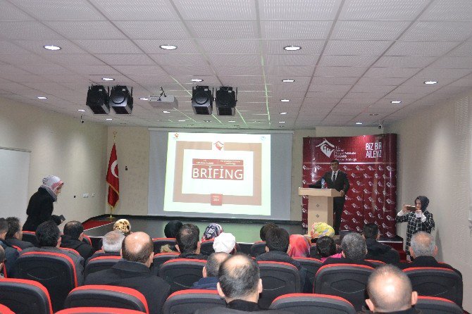 Erzurum’da “Koruyucu Aile Hizmeti” Semineri