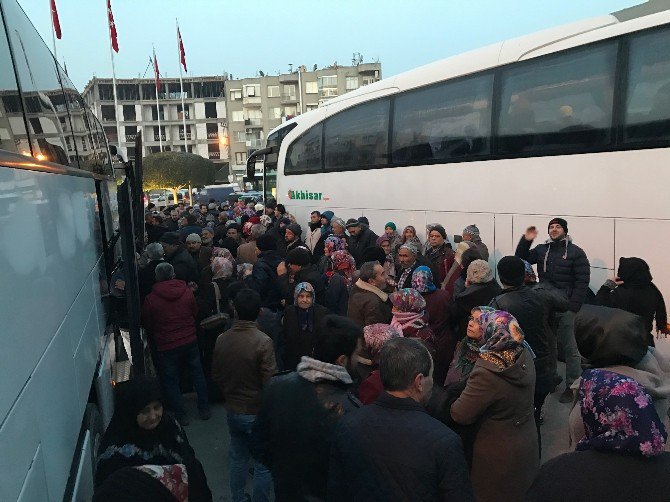 Manisa’da 2017’nin İlk Umre Kafilesi Uğurlandı