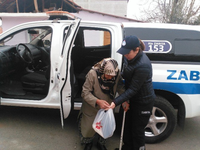 Kaybolan Yaşlı Kadının İmdadına Mobil Zabıta Ekipleri Yetişti