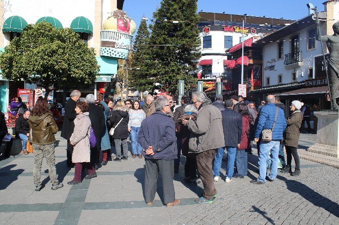 Polis İzinsiz Gösteriye Müsaade Etmedi