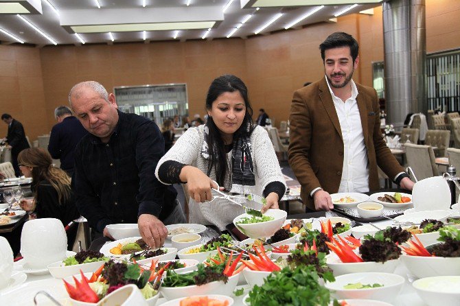 Büyükşehir, Yeni Hizmet Binasına Sosyal Tesis Açtı