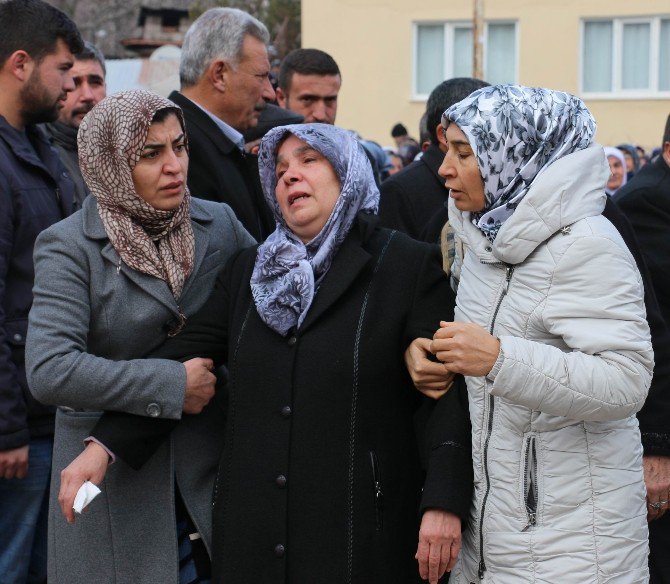 İstanbul’daki Saldırıda Ölen Mesut Gürbüz Son Yolculuğuna Uğurlandı