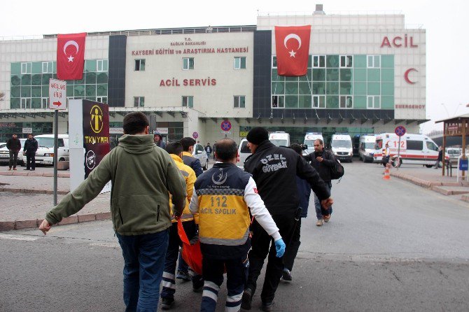 Otobüste Rahatsızlanan Şahıs Hastaneye Kaldırıldı