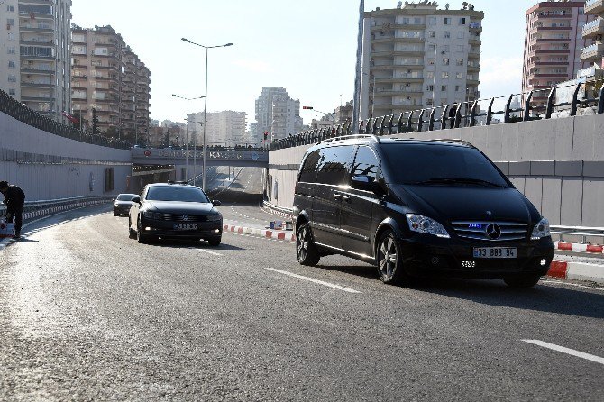 Mersin’in İkinci Bat-çık Projesi Demokrasi Kavşağı Açıldı