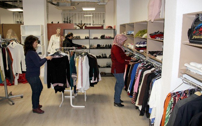 Silifke’de Sosyal Market’ten 2 Bin 720 Kişi Faydalandı