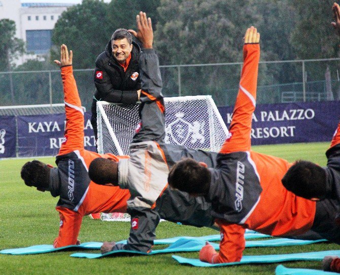 Adanaspor’un Devre Arası Kamp Çalışmaları Başladı