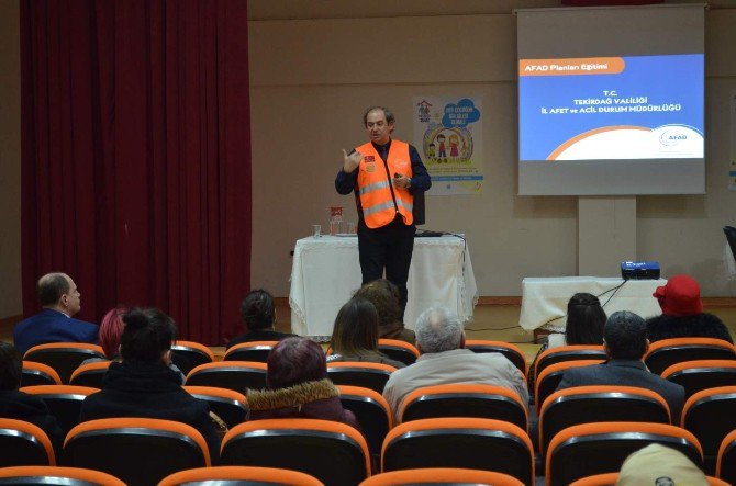 Kreş Ve Bakımevleri İçin Afet Bilinci Konferansı