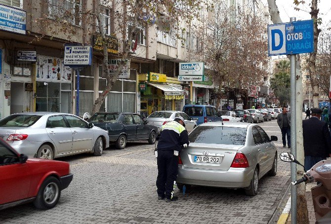 Trafik Ekipleri Hatalı Parklara Göz Açtırmıyor