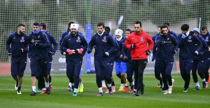 Trabzonspor’da Yeni Transferler İlk Antrenmanına Çıktı