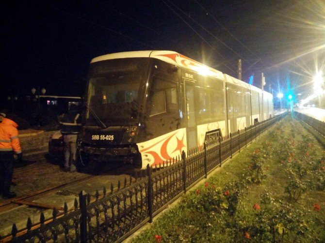 Dördüncü Yerli Tramvay Raya İndi