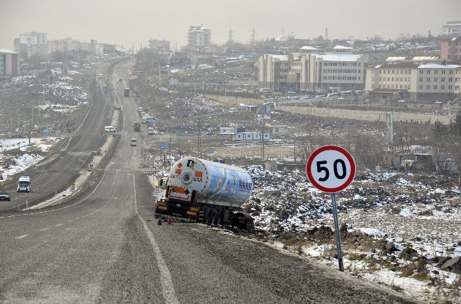 Lpg Tankeri Kaza Yaptı