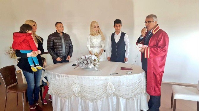 Bingöl Belediyesi 841 Çifte Nikah Kıydı