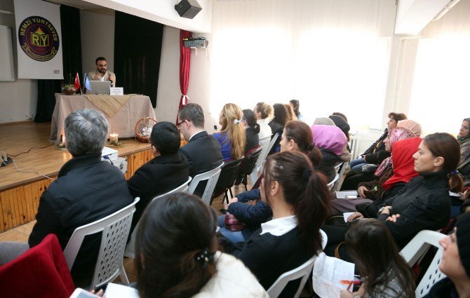 Aile Terapisti Bünyamin İrak’tan Eşlere Tavsiyeler