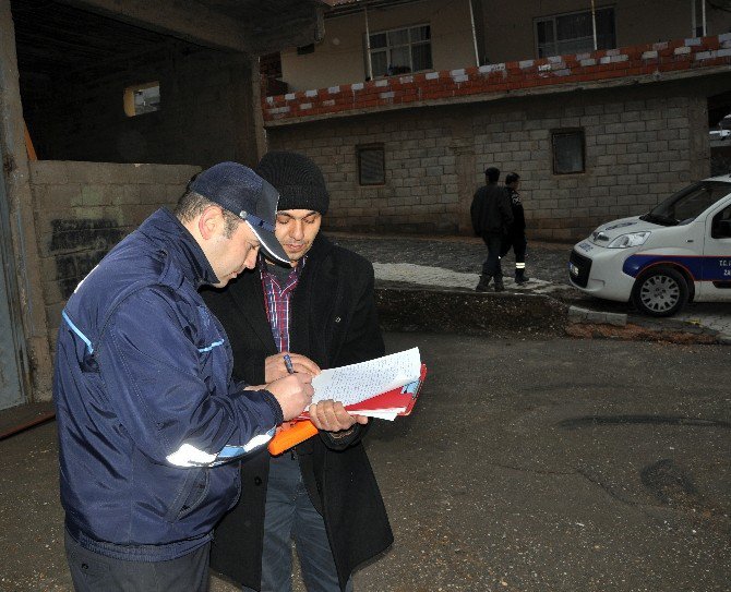 Biber Ve Baharat Yapımında Kullanılacağı Tahmin Edilen 40 Ton Atık Madde Ele Geçirildi