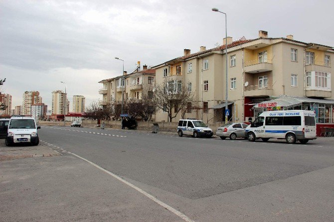 2 Çocuk Babası Kemerle Kendini Astı