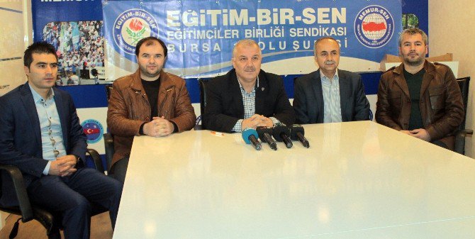 Numan Şeker: “Eğitim Müfredatının Değişmesi İçin Sunulan Rapor, Gelecek Nesillerin Yetiştirilmesinde Önemli Rol Alacaktır”