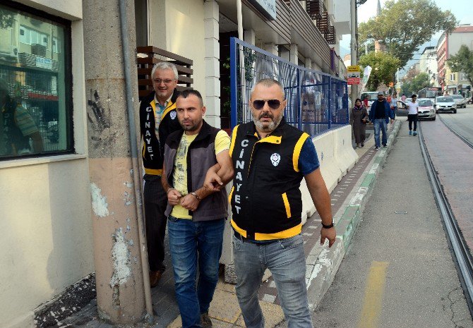 Daha Önce Bıçakladığı Genci Kurşun Yağmuruna Tutarak Öldüren Sanık Hakim Karşısında