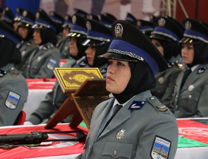 Sivas’ta 250 Afgan Kadın Polis Mezun Oldu