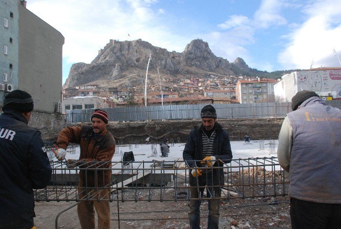 Meydan Projesinde Temel Atıldı