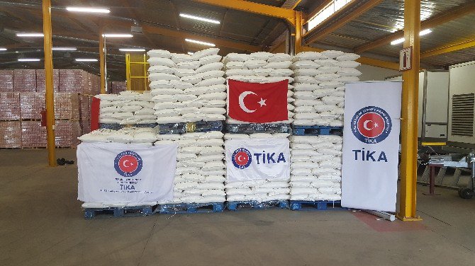 Tika’dan Namibya’da Kuene Bölgesi’ne Gıda Yardımı