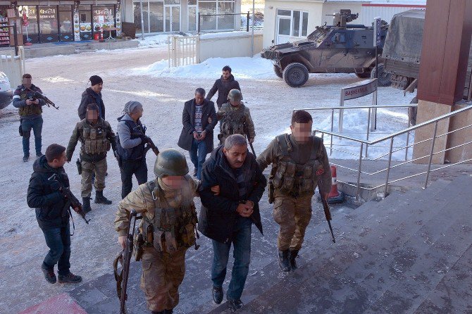 Çatak Belediye Başkanı Bartu Tutuklandı