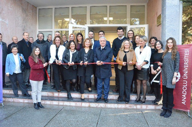 Anadolu Üniversitesi Psikolojik Danışma Ve Rehberlik Merkezi Yeni Binasında Hizmette