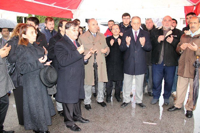 Yardım Tır’ları Yola Çıktı