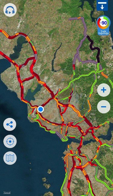 Kar Yağışıyla Birlikte İstanbul’da Trafik Durma Noktasına Geldi