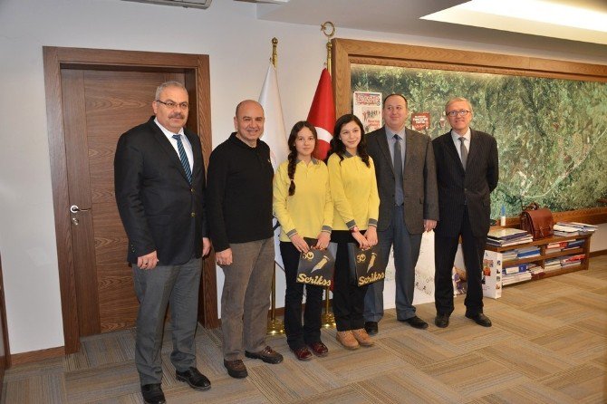 Teog Türkiye Birincilerine Başkan Mehmed Ali Saraoğlu’ndan Ödül