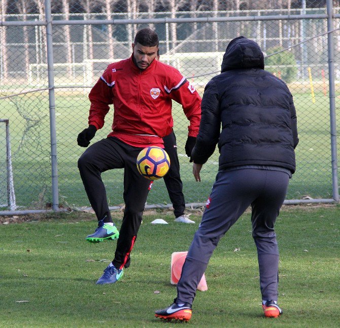 Adanaspor, Belek’te Sıkı Çalışıyor