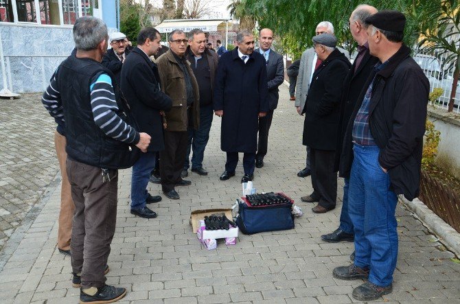 Vali Koçak, Umurlu’da Vatandaşın Sorunlarını Dinledi