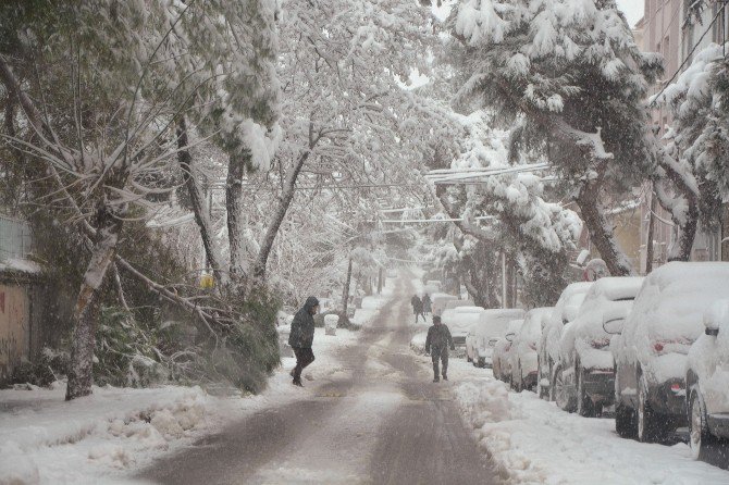 Balıkesir Karla Kaplandı