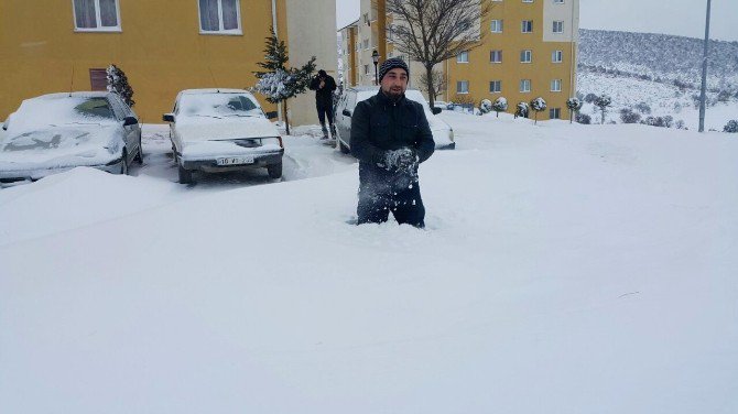 Balıkesir’in İlçeleri Kara Gömüldü