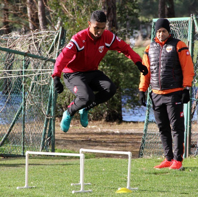 Adanaspor, Belek’te Sıkı Çalışıyor