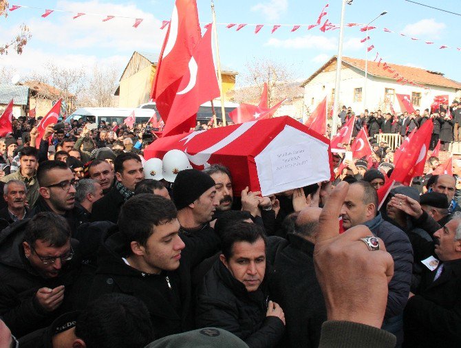 Kahraman Şehit Fethi Sekin’i Binler Uğurladı