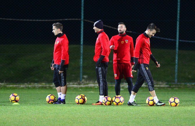 Kayserispor, Sergen Yalçın Yönetiminde Çalıştı