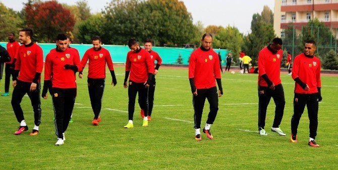 Kayserispor’da İkinci Yarının İlk Haftasında 4 Oyuncu Forma Giyemeyecek