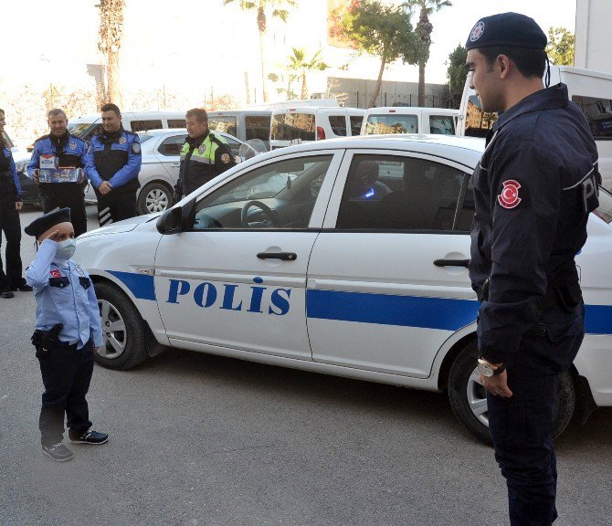 Polislik Hayali Törenle Gerçeğe Dönüştürülen Lösemili Ziya’ya Almanya’dan İlik Bulundu