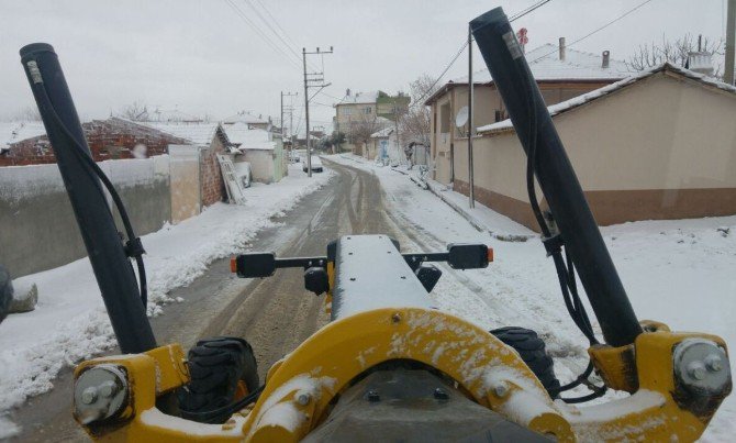 Saruhanlı’da Kapanan Yollar Ulaşıma Açılıyor