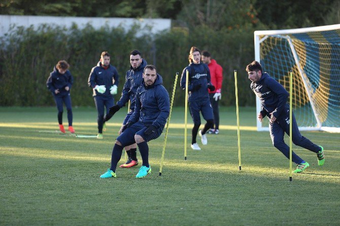 Adana Demirspor İkinci Etap Kamp Çalışmalarına Başladı