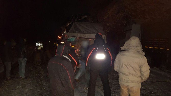 Bilecik Afad Çalışmalarını Gece Gündüz Demeden Sürdürüyor