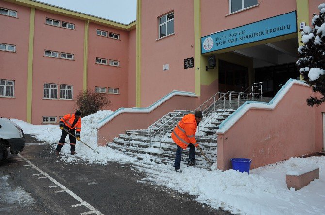 Bozüyük’te Okullar Pazartesi Gününe Hazır