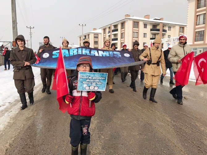 Düzce’de Sarıkamış Şehitleri Soğuk Havada Anıldı